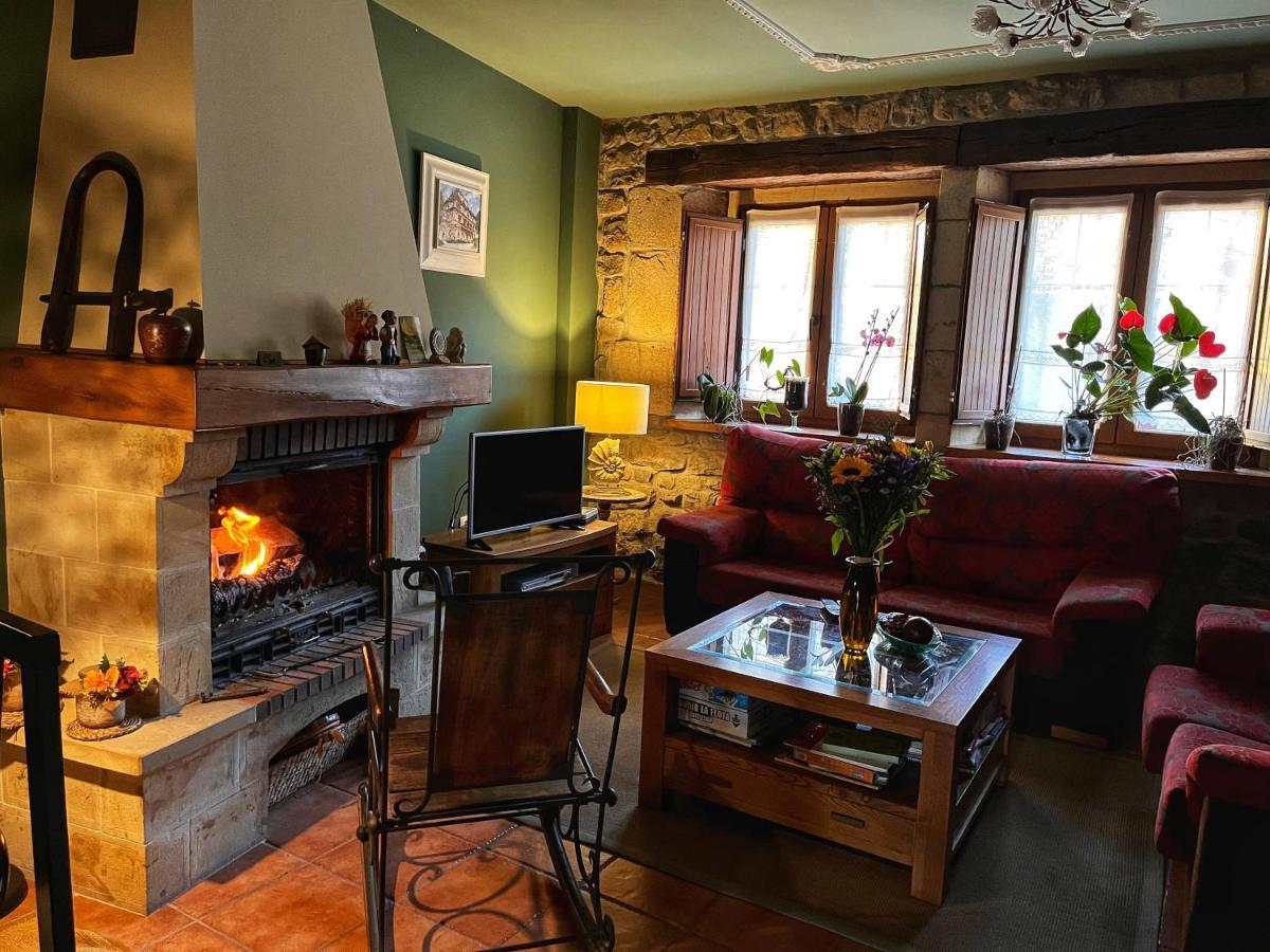Posada De Villacarriedo Zewnętrze zdjęcie